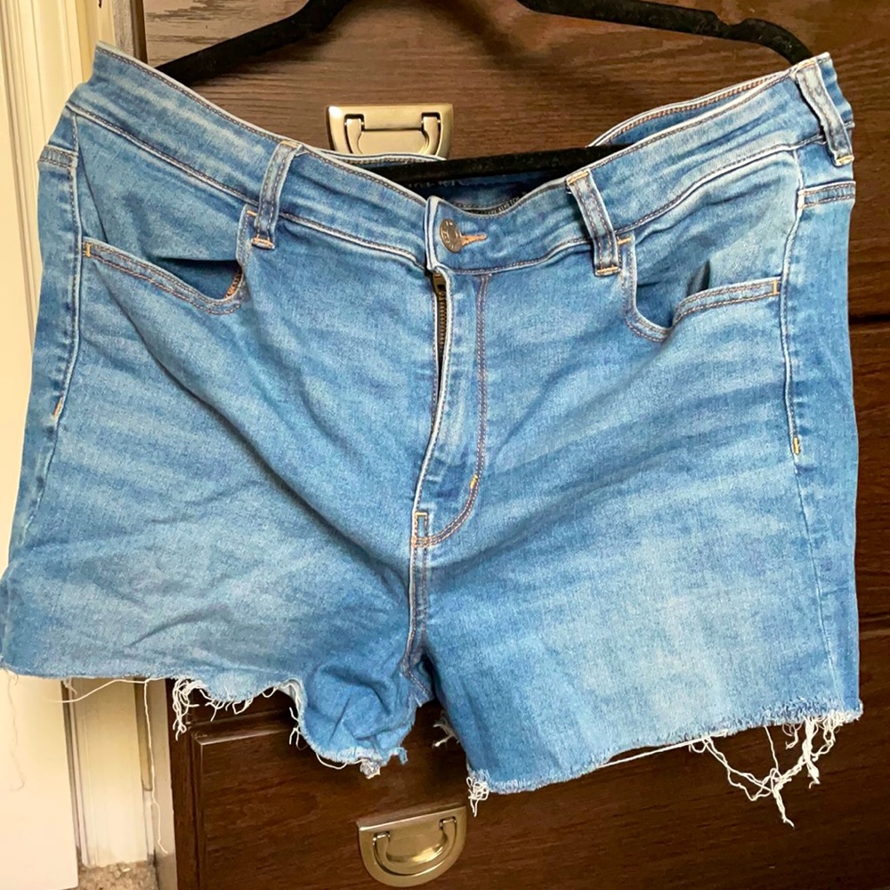 American eagle cutoff denim shorts
